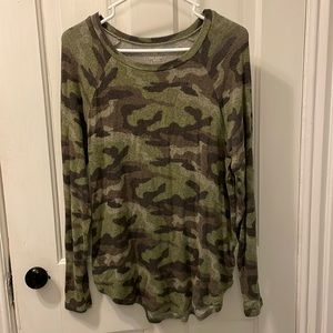 American Eagle long sleeve shirt, size Small, camouflage